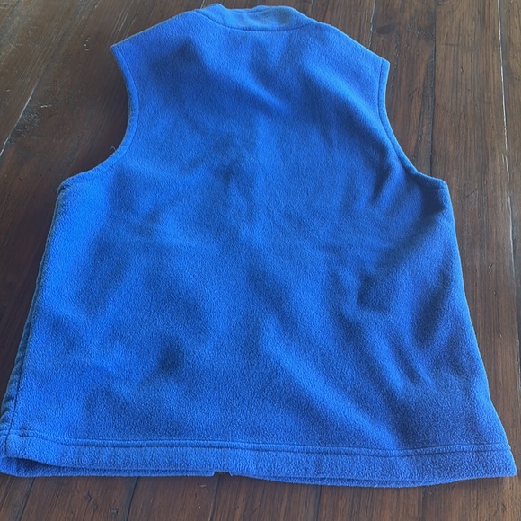 Fleece vest - Picture 4 of 4